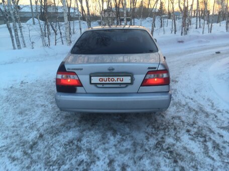 Nissan Bluebird, 2001
