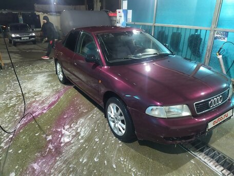 Audi A4, 1996