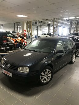 Volkswagen Golf, 2000