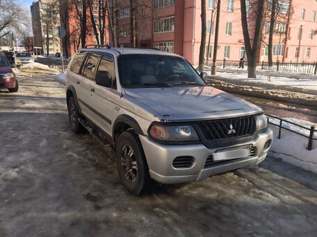 Mitsubishi Montero Sport, 2002