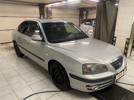 Hyundai Elantra, 2005