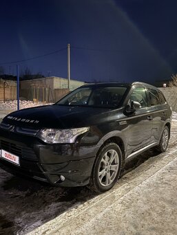 Mitsubishi Outlander, 2013