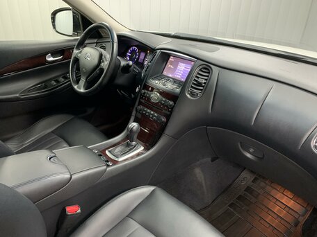 Infiniti QX50, 2013