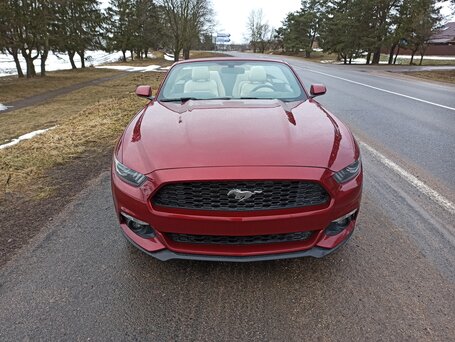 Ford Mustang, 2016
