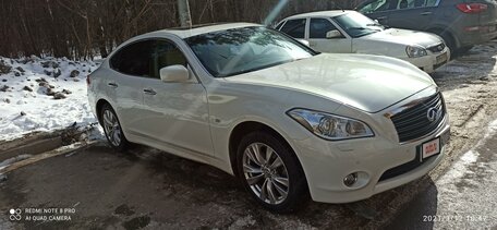 Infiniti M, 2011