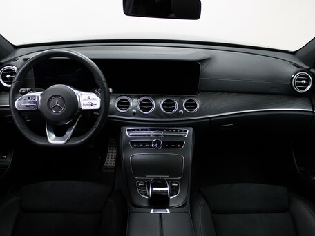 Mercedes-Benz E-Класс, 2019