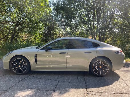 Porsche Panamera, 2018