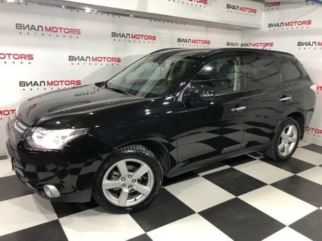 Mitsubishi Outlander, 2012