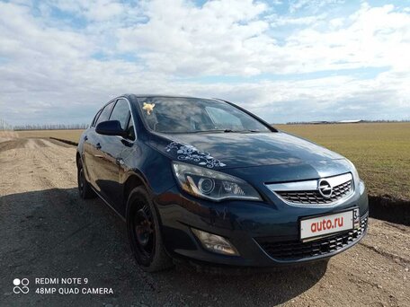 Opel Astra, 2011
