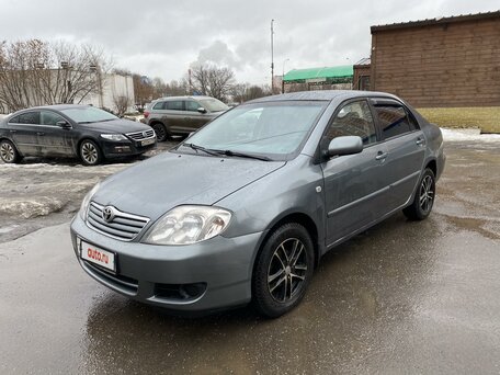 Toyota Corolla, 2004