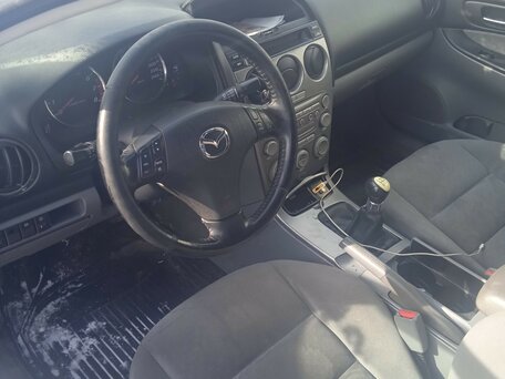 Mazda 6, 2004