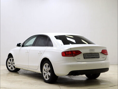 Audi A4, 2011