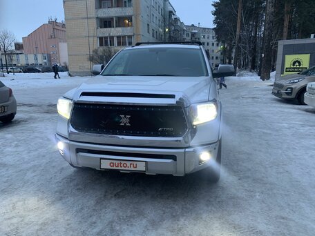 Toyota Tundra, 2014