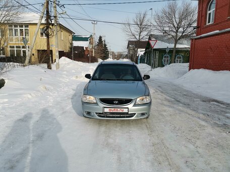 Hyundai Accent, 2002