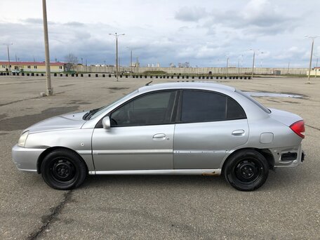 Kia Rio, 2003