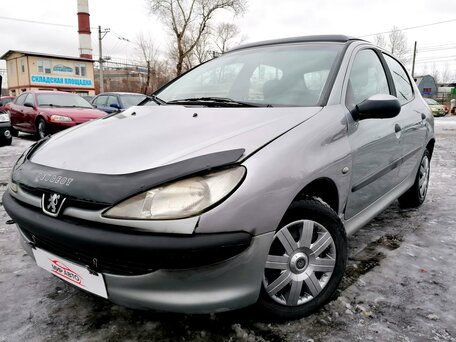 Peugeot 206, 2001