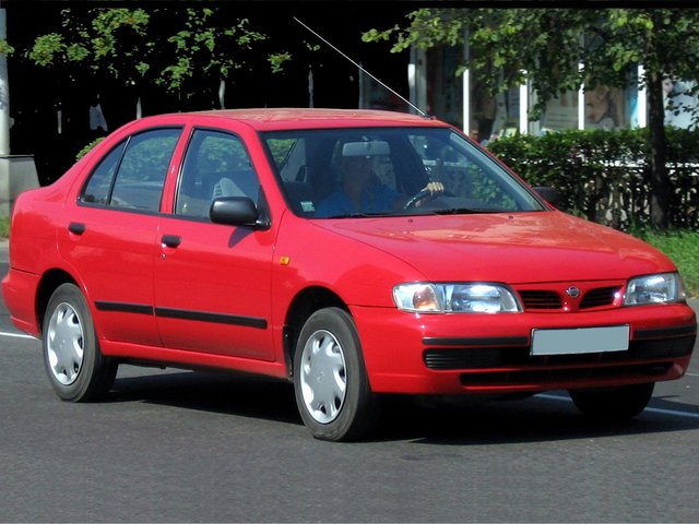 Nissan Almera, 1997