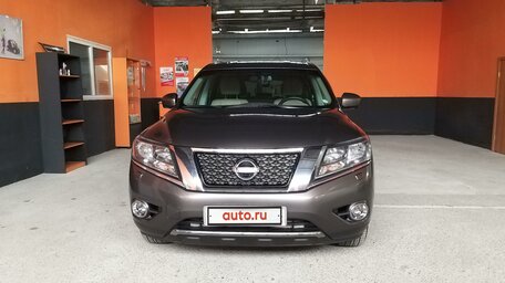 Nissan Pathfinder, 2015