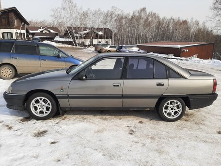 Opel Omega, 1992