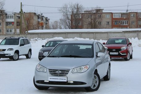 Hyundai Elantra, 2010