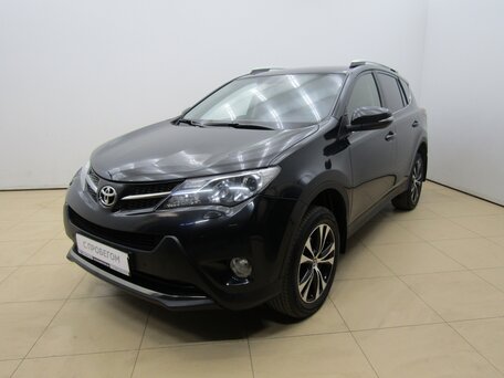 Toyota RAV4, 2015