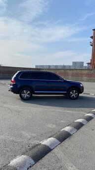 Volkswagen Touareg, 2004