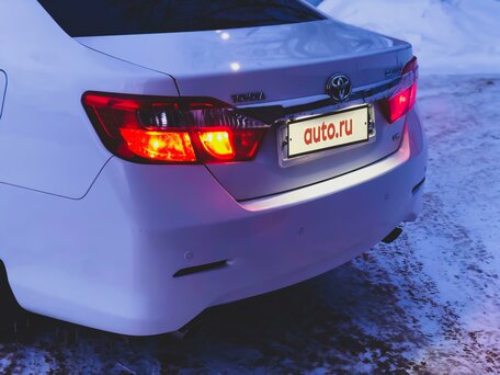 Toyota Camry, 2013